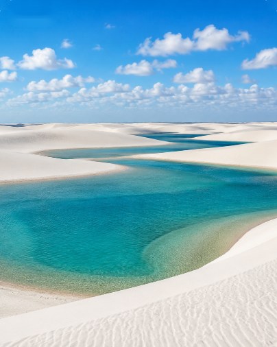 Cenário brasileiro para fotos de moda gerado por IA: Lençóis Maranhenses, Maranhão