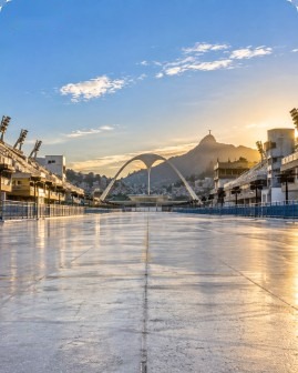 Cenário brasileiro para fotos de moda gerado por IA: Sambódromo, Rio de Janeiro, RJ